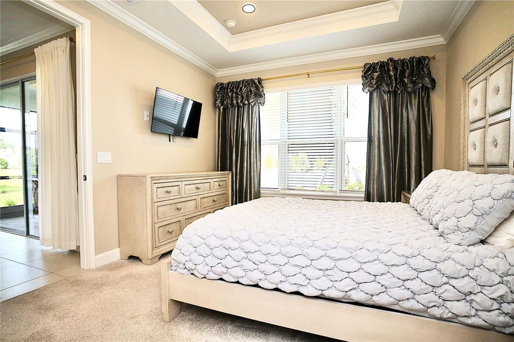 Image 14 of property listing at 16231 SAN DONATO PLACE, Bradenton, FL 34211