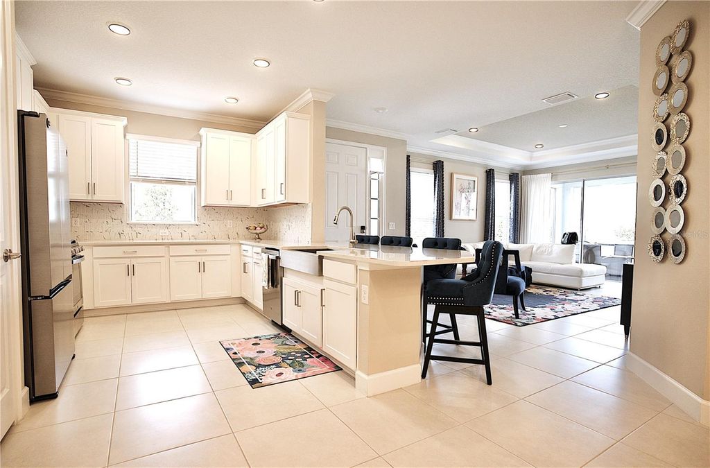 Image 8 of property listing at 16231 SAN DONATO PLACE, Bradenton, FL 34211