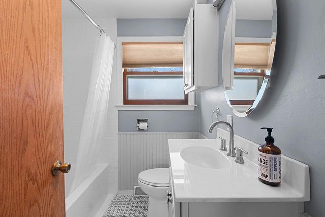 1623 JAY LANE, Green Bay, WI 54304