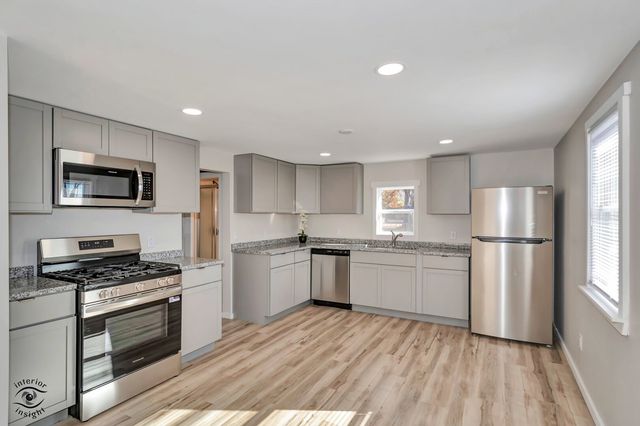 5101 W 1000 N Road, Kankakee, IL 60901