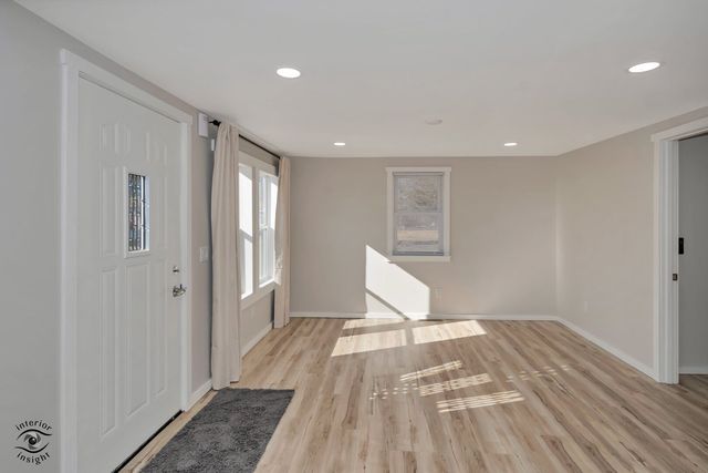 5101 W 1000 N Road, Kankakee, IL 60901