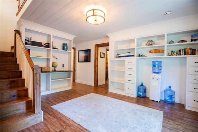 19145 Eagle Point Road, Garfield, AR 72732