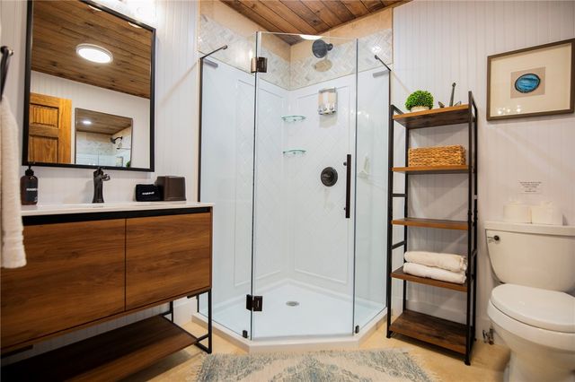 19145 Eagle Point Road, Garfield, AR 72732