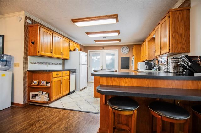 19145 Eagle Point Road, Garfield, AR 72732