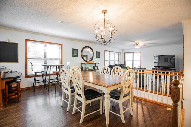 19145 Eagle Point Road, Garfield, AR 72732