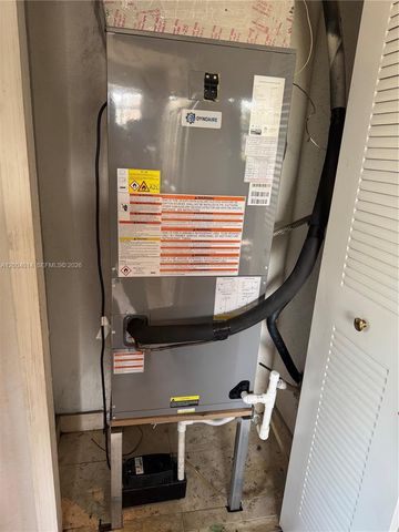 7599 W 4th Ct, Hialeah, FL 33014