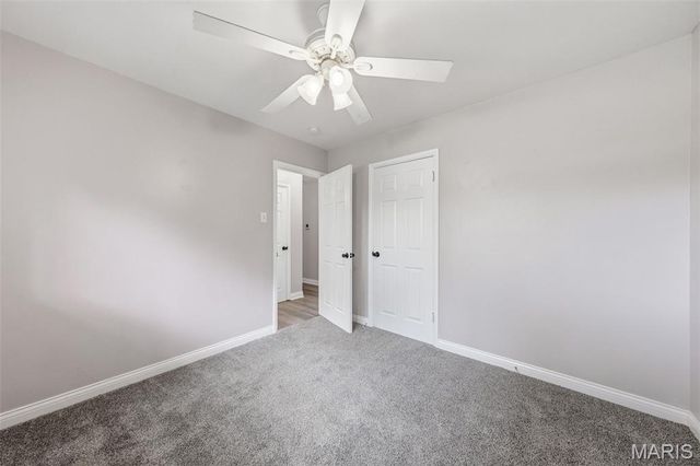 9838 Tanbark Lane, St Louis, MO 63134