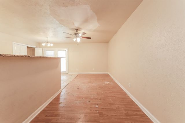 3817 Longmeadow Way, Fort Worth, TX 76133