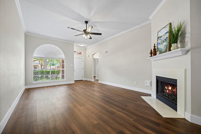 20023 Crossvine Trail Lane, Cypress, TX 77433