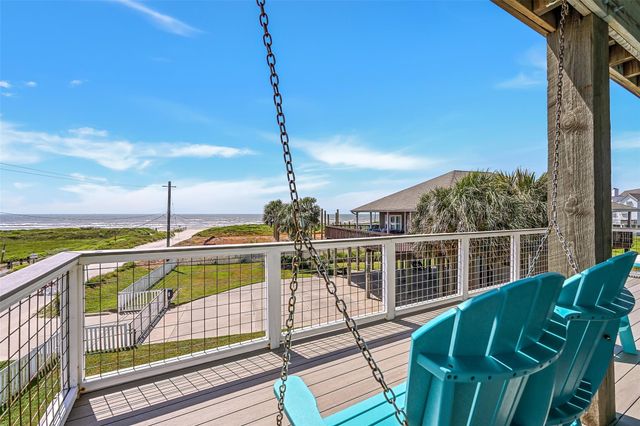 4003 11 Mile Road, Galveston, TX 77554