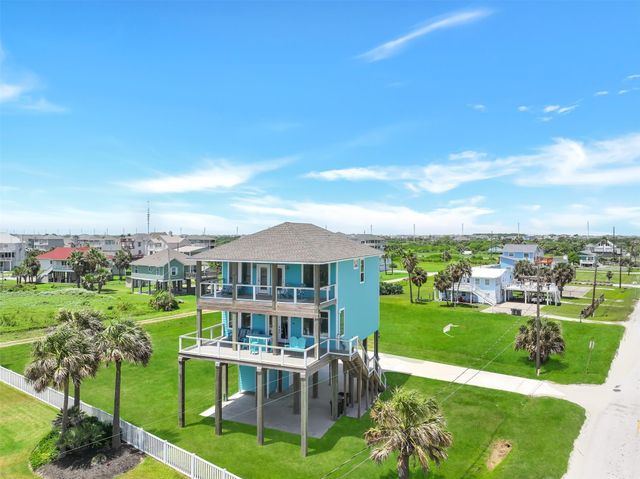 4003 11 Mile Road, Galveston, TX 77554