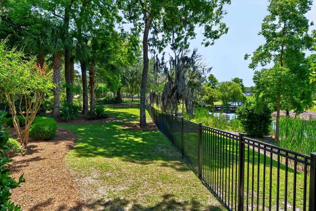 1786 Wallace Pate Dr., Georgetown, SC 29440