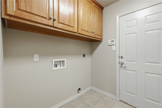 901 Crystal Dove Avenue, College Station, TX 77845