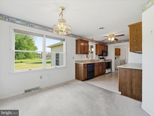 1741 WISTERIA DRIVE, Chambersburg, PA 17202