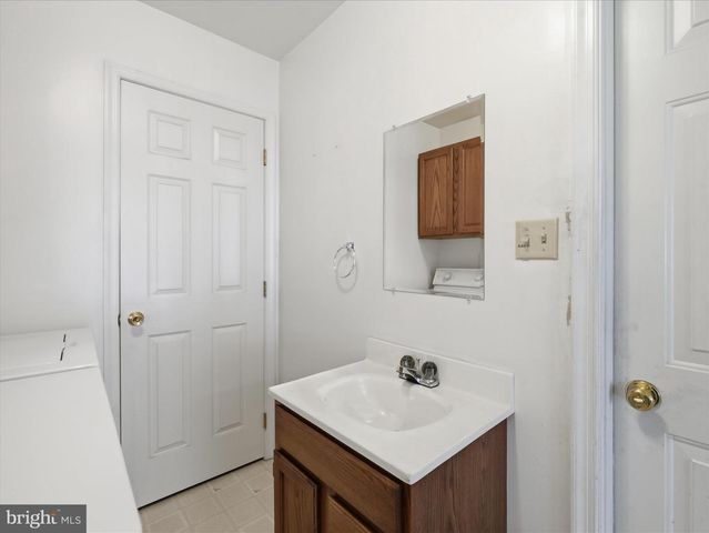 1741 WISTERIA DRIVE, Chambersburg, PA 17202