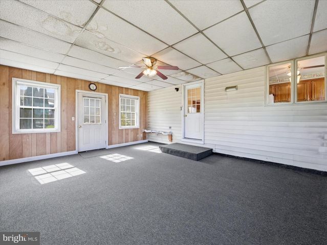 1741 WISTERIA DRIVE, Chambersburg, PA 17202