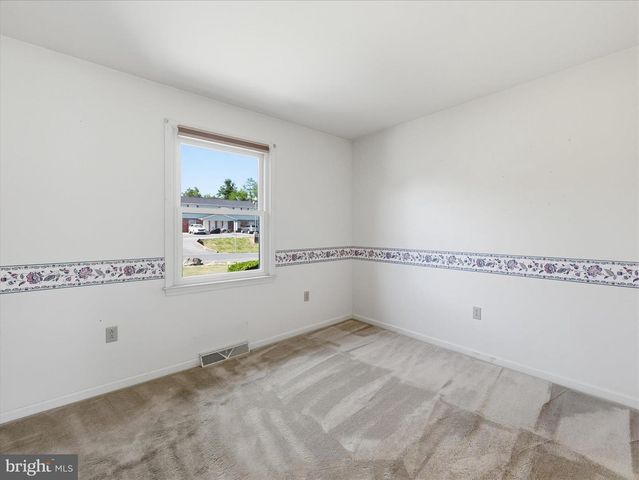 1741 WISTERIA DRIVE, Chambersburg, PA 17202