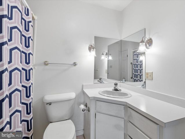 1741 WISTERIA DRIVE, Chambersburg, PA 17202