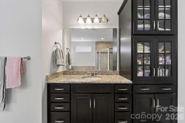 11033 Crane Creek Drive, Charlotte, NC 28278