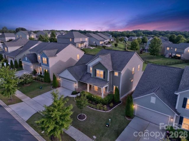 11033 Crane Creek Drive, Charlotte, NC 28278