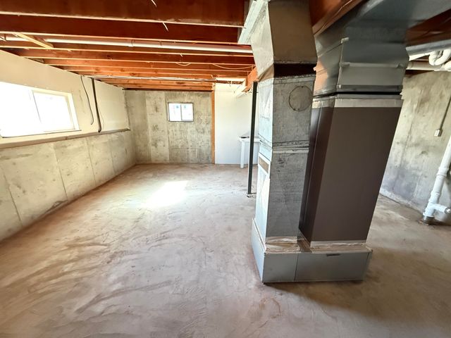 108 Harper Drive, Anderson, MO 64831