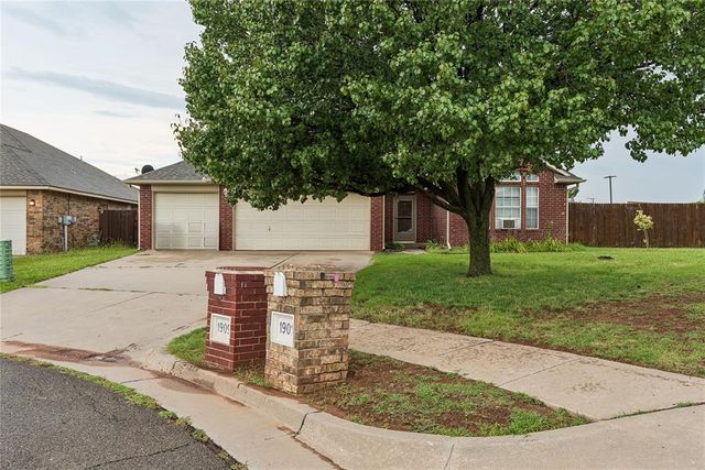 1909 Bradford Way, Edmond, OK 73003