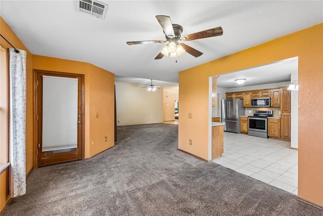 1909 Bradford Way, Edmond, OK 73003