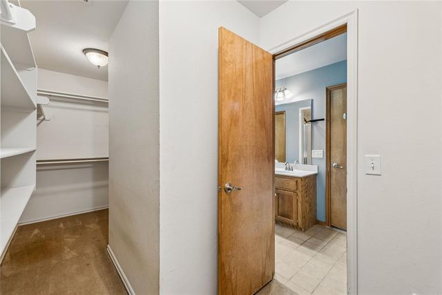 1909 Bradford Way, Edmond, OK 73003