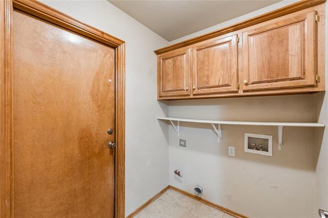 1909 Bradford Way, Edmond, OK 73003