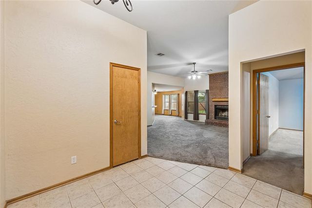 1909 Bradford Way, Edmond, OK 73003