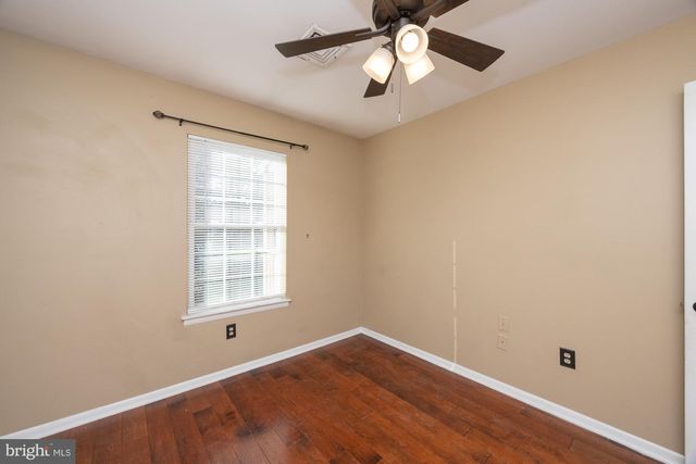 85 PINEWOOD DR, Hamilton, NJ 08690