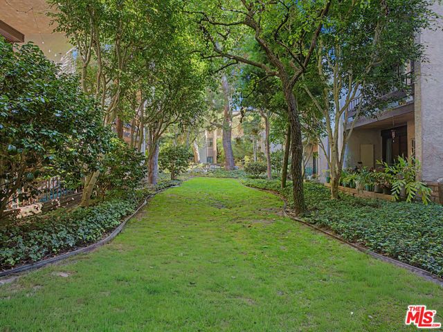 8675 Falmouth Avenue 110, Playa Del Rey (los Angeles), CA 90293
