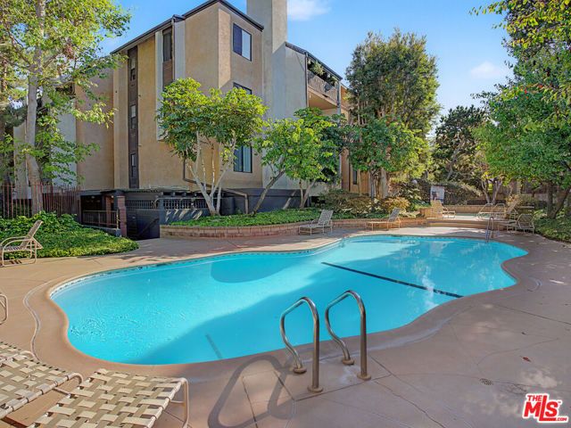 8675 Falmouth Avenue 110, Playa Del Rey (los Angeles), CA 90293
