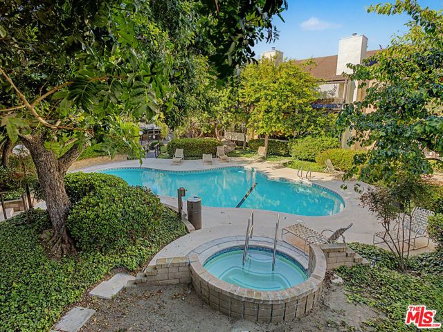 8675 Falmouth Avenue 110, Playa Del Rey (los Angeles), CA 90293