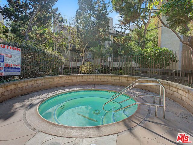8675 Falmouth Avenue 110, Playa Del Rey (los Angeles), CA 90293