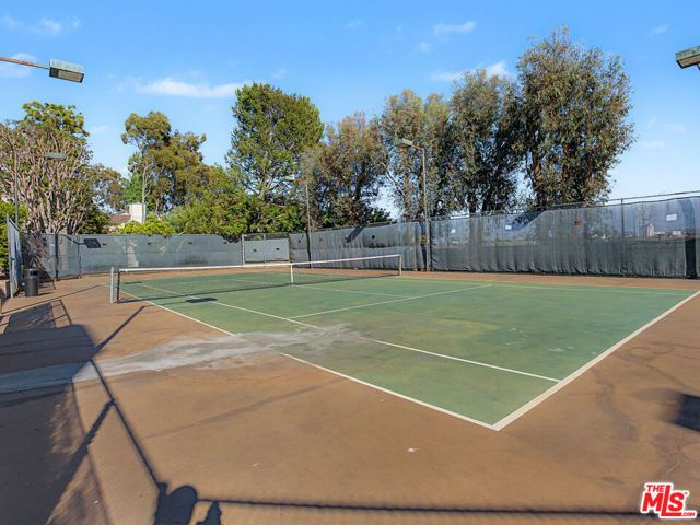 8675 Falmouth Avenue 110, Playa Del Rey (los Angeles), CA 90293