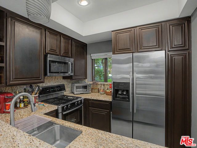 8675 Falmouth Avenue 110, Playa Del Rey (los Angeles), CA 90293