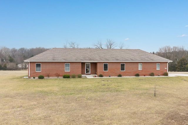 21137 Linwood Road, Linwood, KS 66052