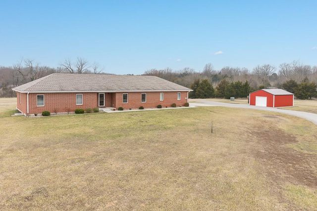 21137 Linwood Road, Linwood, KS 66052