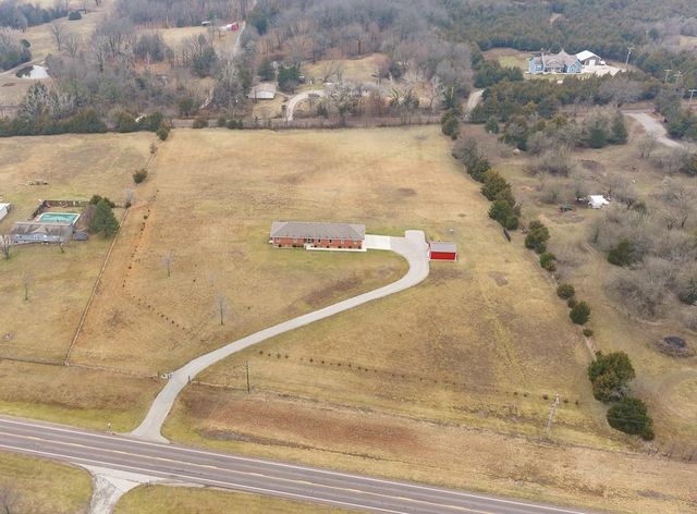 21137 Linwood Road, Linwood, KS 66052