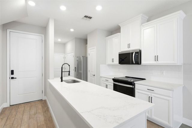 5282 NEIL DRIVE, St Petersburg, FL 33714