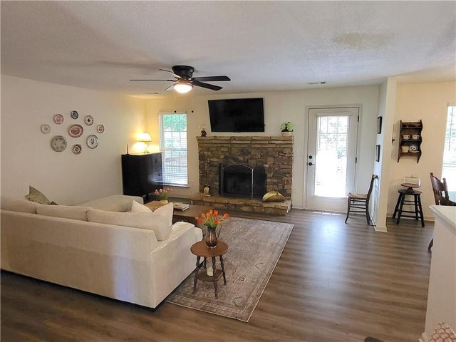 161 Crawfords Way, Dahlonega, GA 30533