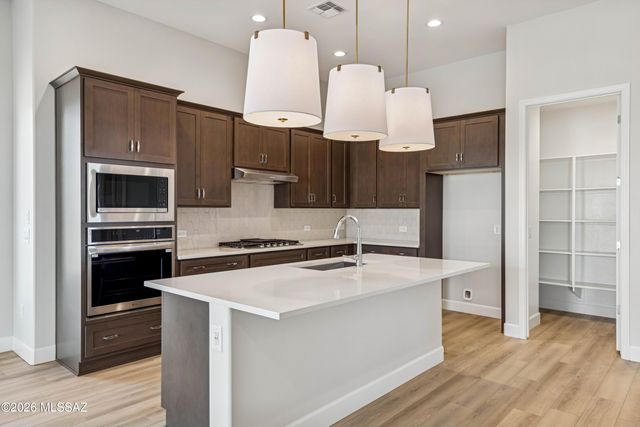 61618 E Copper Basin Way, Oracle, AZ 85623