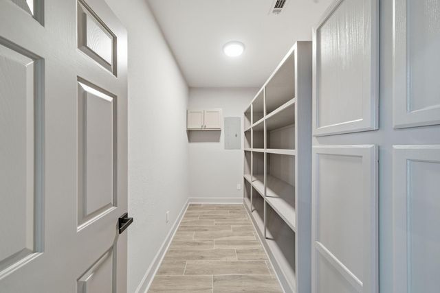 1918 Todville Road, Seabrook, TX 77586