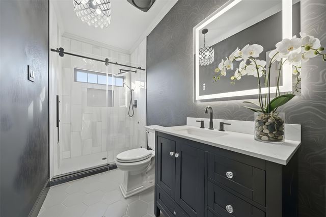 1918 Todville Road, Seabrook, TX 77586