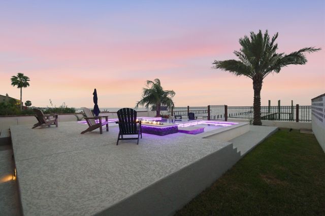 1918 Todville Road, Seabrook, TX 77586