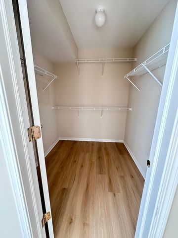 2737 Borkshire Lane, Aurora, IL 60502