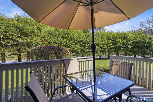 246 Metacomet Drive 246, Meriden, CT 06450