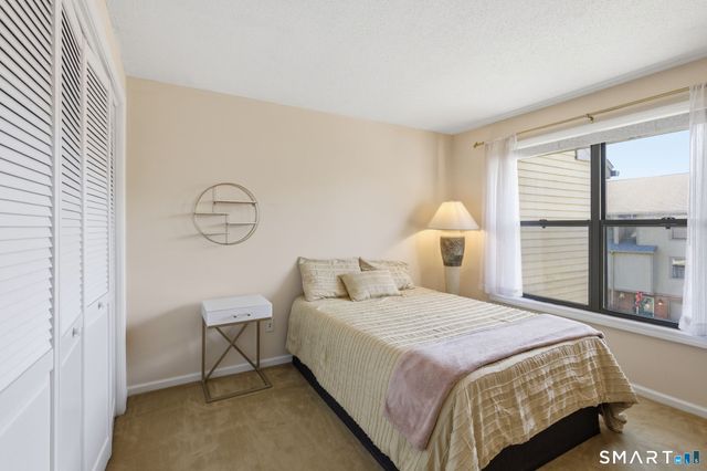 246 Metacomet Drive 246, Meriden, CT 06450