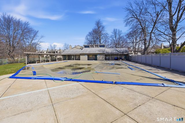 246 Metacomet Drive 246, Meriden, CT 06450